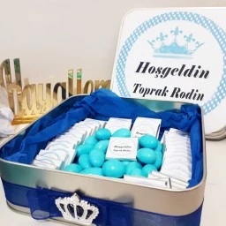 Draje Hediyeli Erkek Bebek Çikolatası 50 madlen
