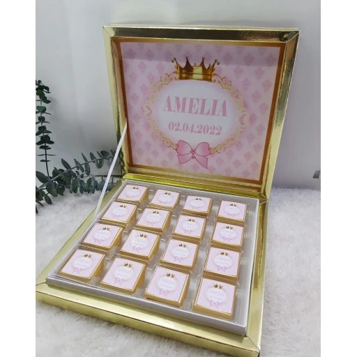 Karton Kutuda 48 Li Madlen Bebek Çikolatası Kişiye Özel Vanolia Marka