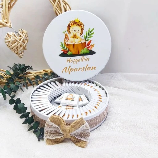 Ormanlar Kralı Aslan Baskılı Erkek Bebek Çikolatası