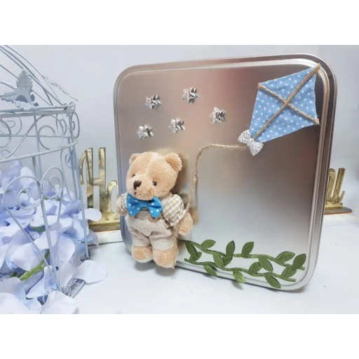 Ucurtma Süslemeli Teneke Kutu Bebek Çikolatası Büyük Boy 150 Adet