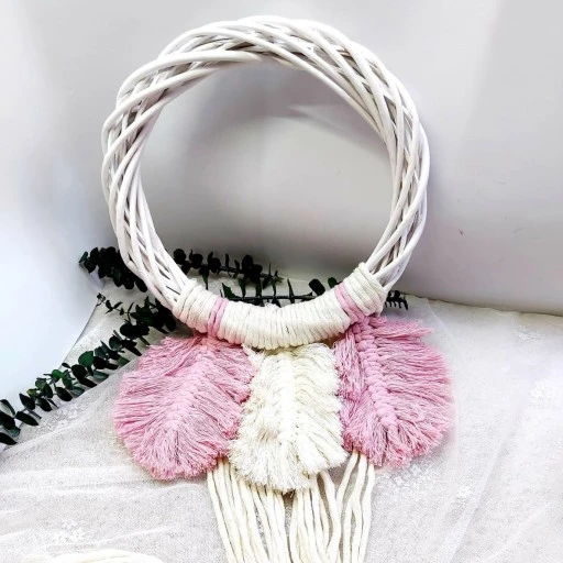 Çelenk Makrome Kız Bebek Odası Kapı Süsü