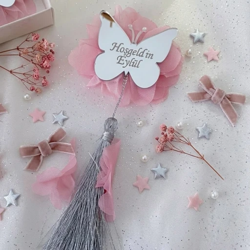 Püskülü Minik Kelebek Bebek Şekeri