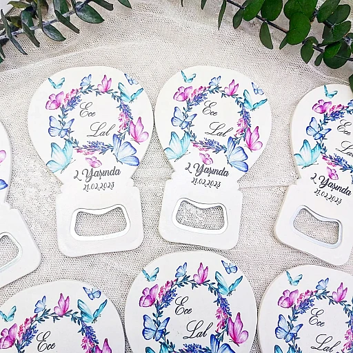 Kelebek Baskılı Balon Açacak Magnet 11x7 cm Uv Bebek Magnetleri Bebek Şekeri