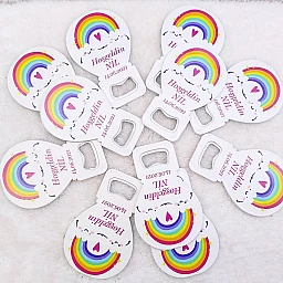 Gökkuşağı Baskılı Kız Bebek Balon Açacak Magnet 11x7 Cm Uv  Bebek Magnetleri Gökkuşağı Baskılı Kız Bebek Balon Açacak Magnet 11x7 Cm Uv  Bebek Magnetleri