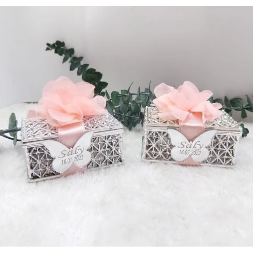 24 Adet Dikdörtgen Kutu Pleksi İsimlikli Pastik Bebek Şekeri