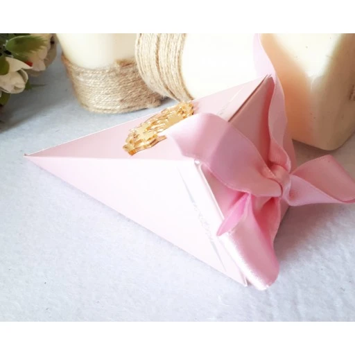 Pembe Kulah Pleksi İsimlikli Bebek Şekeri