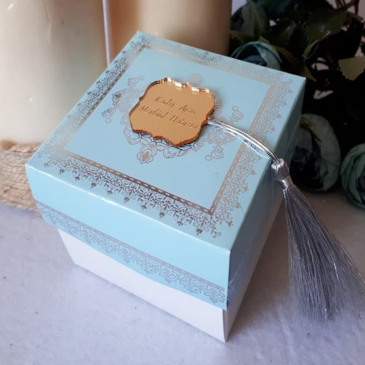 Kur'an-ı Kerim Ve Tesbihli Aynalı Kutu Mevlit Hatırası