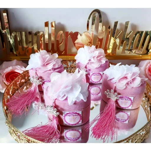 Pembe Beyaz Çiçekli Taçlı Bebek Şekeri