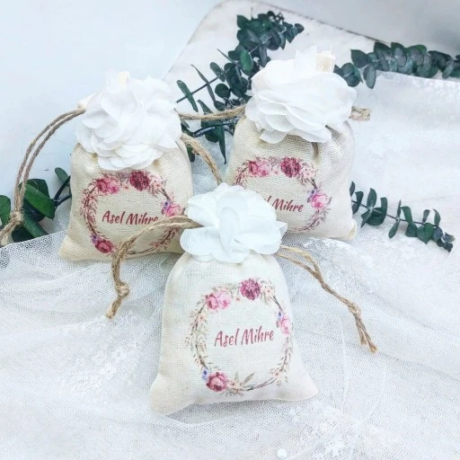 Çiçek Desenli Lazer Çiçek Süslü Bebek Hediyesi, Bebek Mevlüt Hediyesi, Bebek Şekeri