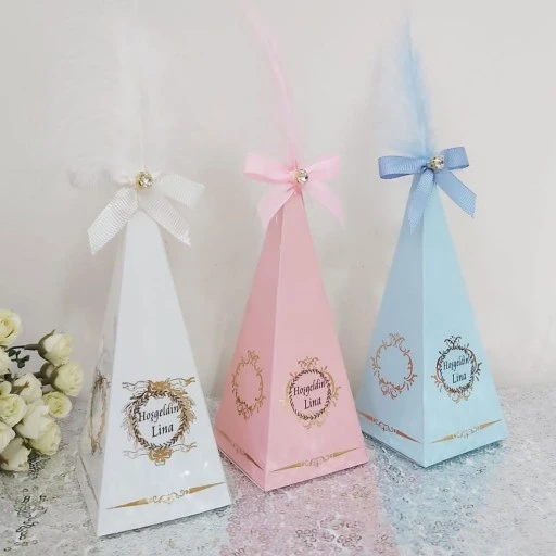 Varak İşlemeli Külah Tüylü Söz Nişan Hediyeliği Bebek Şekeri Bebek Mevlüt Şekeri