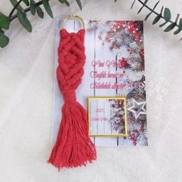 Kağıt Üzeri Makrome Anahtarlık Ve Çikolata Yeni Yıl Hediyesi