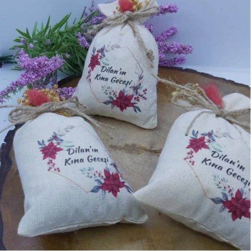 Kişiye Özel Baskılı Kirmzi Çiçekli Keten Kese Kına Hediyesi