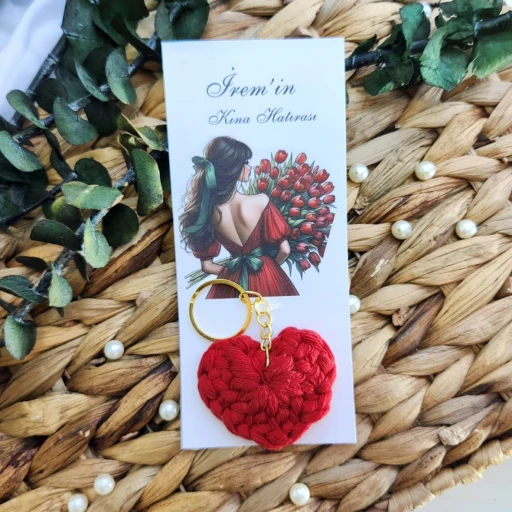 Kartlı Kalp Makrome Anahtarlık Kına Gecesi Hediyesi Kırmızı