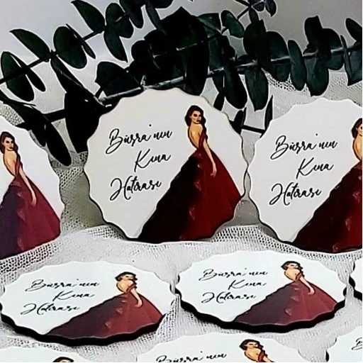 Kına Ahşap Magnet Çiçek Modeli Hediyelik