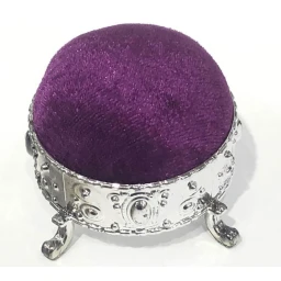 Dekoratif Puf İğnelik Kadife Mor İğnedanlık İğnelik Ayaklı