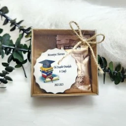 Okul Mezuniyet Ahşap Magnet Ve Tek Kullanımlık Türk Kahvesi Kutulu Hediyelik