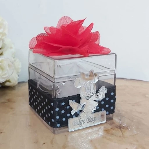 Minnie Mouse Şeffaf Kutuda Doğum Günü Hediyesi
