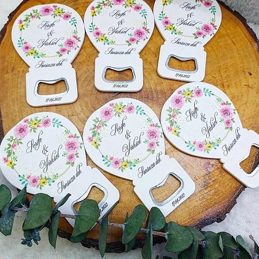 Rengarenk Çiçekli Baskılı Balon Açacak Magnet 11x7 cm Uv Nişan Hediyeliği Nikah Şekeri