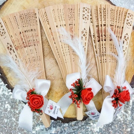 Ahşap Yelpaze Beyaz Süslü Nikah Şekeri