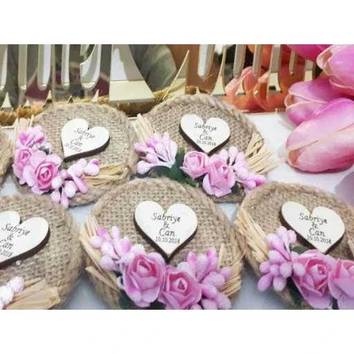 Hasır Tabla Üzeri Ahşap İsimli Nikah Şekeri