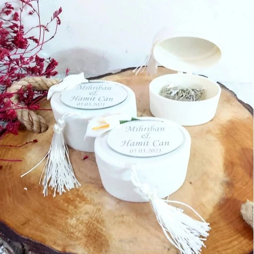 Burgu İpli Flok Kutu Üzeri Pleksi Nikah Şekeri