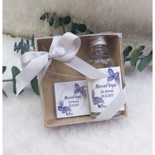 Cam Kolonya Şişesi Ve Çikolata Kutu İçinde Nişan Nikah Hediyeliği