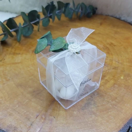 Okaliptüs Çiçek Süslü Mika Kutu Süslü Nikah Şekeri