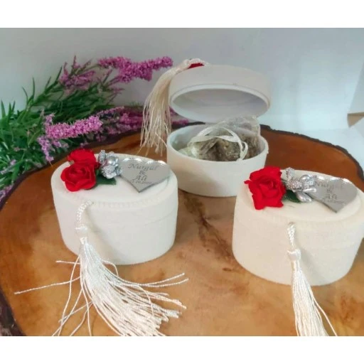 Pleksi İsimlikli Krem Kutu Nikah Şekeri