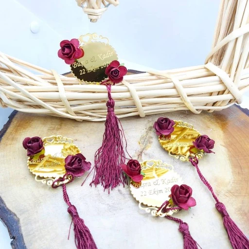 Tepsi Modeli Pleksi Ayna İsimli Nikah Şekeri