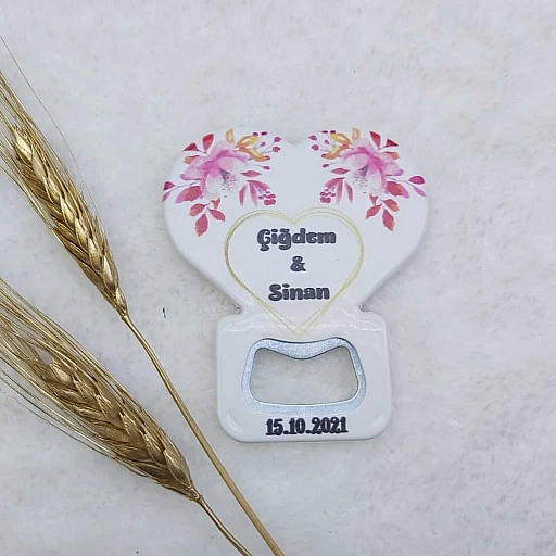 Pembe Çiçek Baskılı Kalp Balon Açacak Magnet 7,5x8,5 cm Uv Nikah Şekeri Nişan Hediyeği