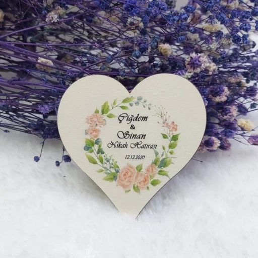Çiçekli Yeşil Kalp Ahşap Nikah Magnet Uv Baskı Nişan Hediyeliği Ekonomik