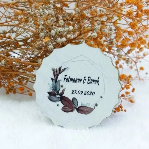 Kahverengi Çiçek Baskılı Çiçek Desenli Ahşap Nikah Magnet Uv Baskı Nişan Hediyeliği Ekonomik