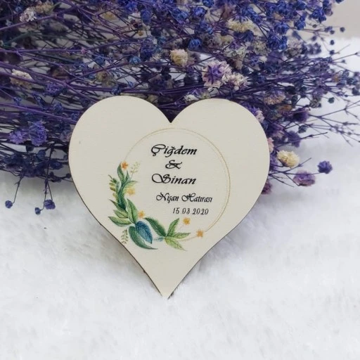 Yeşil Çiçekli Kalp Ahşap Nikah Magnet Uv Baskı Nişan Hediyeliği Ekonomik