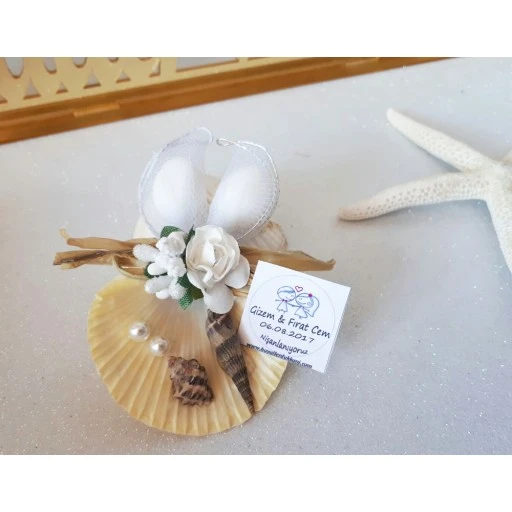 İncilerle Süslenmiş Midye Kabuğu Nikah Şekeri