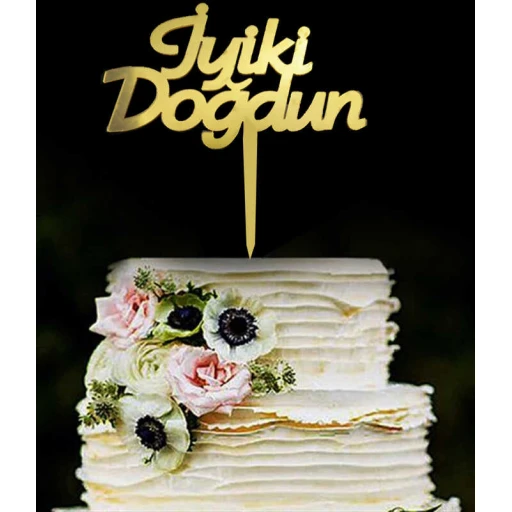 PASTA SÜSÜ PLEKSİ İYİKİ DOĞDUN ALTIN PK:1
