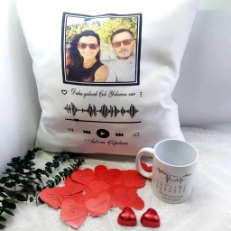 14 Şubat Sevgililer günü  hediyelik  Tekli kupa ve Baskılı Yastık Set