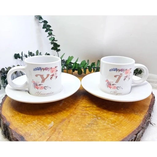 Baş Harf Ve İsimli Kişiye Özel Kalpli Kahve Fincanı Ve Altlık 2 Adet