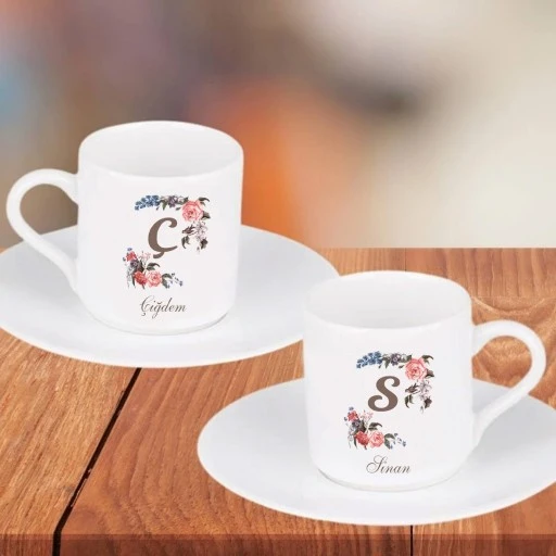 Baş Harf Ve İsimli Kişiye Özel Kalpli Kahve Fincanı Ve Altlık 2 Adet