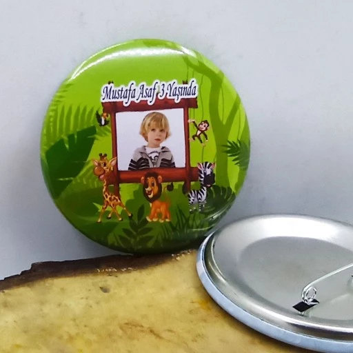 Sevimli Hayvanlar Safari Doğum Günü Rozeti Resimli Metal 6 cm İğneli Yaka Rozeti