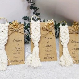 Söz Nişan Nikah Şekeri Hatıralık Kağıt Üzeri Çiçek Süslü Makrome Anahtarlık