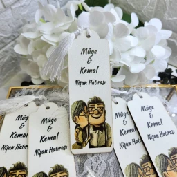 Ahşap Kişiye Özel Baskılı Kitap Ayracı Püsküllü Nişan Hediyesi, Söz Hediyesi Nişan Şekeri