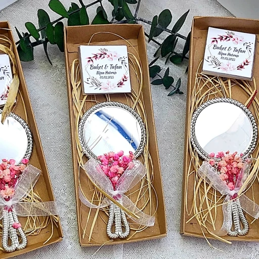 Kutulu Ayna Ve Çikolata Söz Nişan Nikah Şekeri Hediyelik Hatırası