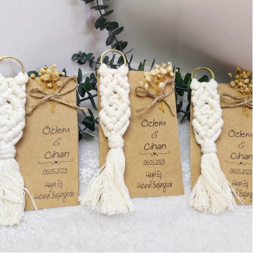 Söz Nişan Nikah Şekeri Hatıralık Kağıt Üzeri Çiçek Süslü Makrome Anahtarlık