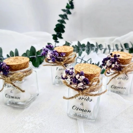 Lavantalı Kuru Çiçekli 50cc Mantar Tıpalı Kare Şişesi Söz Nişan Hediyeliği