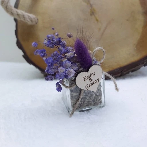 Lavantalı Kuru Çiçekli 50cc Mantar Tıpalı Kare Şişesi Söz Nişan Hediyeliği