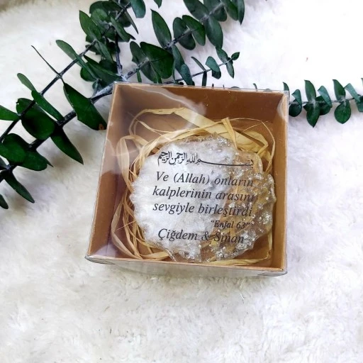 Kutulu Epoksi Magnet Şeffaf Etiketli Nikah Şekeri