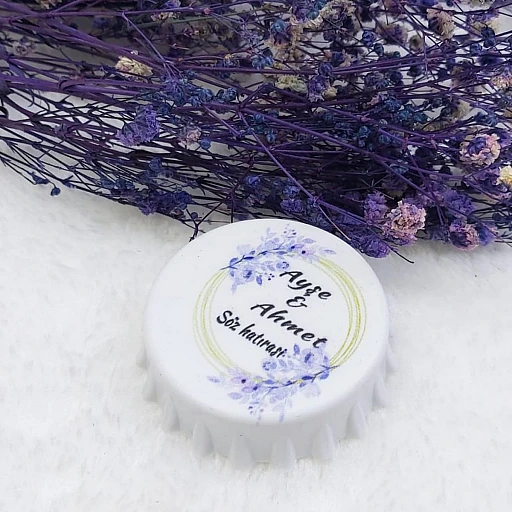 Mavi Altın Çiçek Baskılı Kapak Açacak Uv Baskılı Nişan Hediyeliği Nikah Şekeri 6 cm