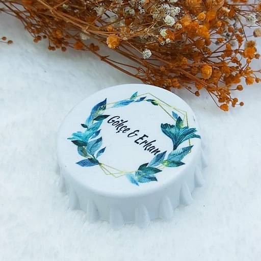 Yeşil Çiçek Baskılı Kapak Açacak Uv Baskılı Nişan Hediyeliği Nikah Şekeri 6 cm