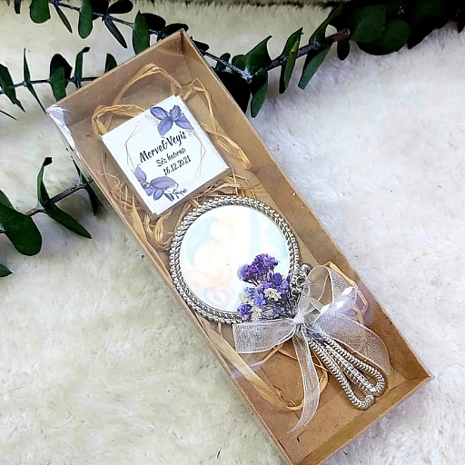 Kutulu Ayna Ve Çikolata Söz Nişan Nikah Şekeri Hediyelik Hatırası