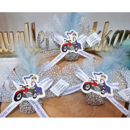 Motorda Sünnet Çocuğu Stiker Sünnet Şekeri